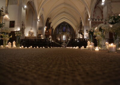 décoration à l'entrée de l'église de Perpignan