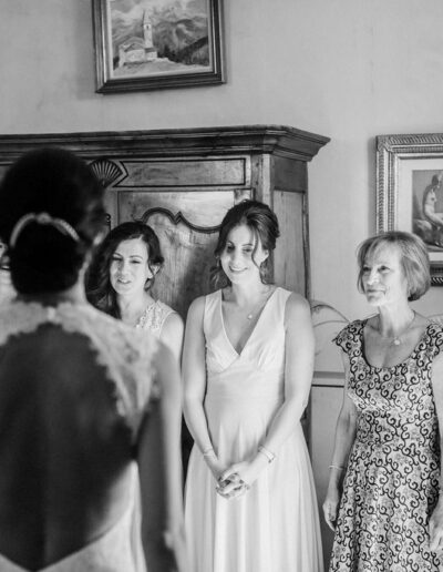 Mariage à Montpellier - découverte par les demoiselles d'honneur de la mariée