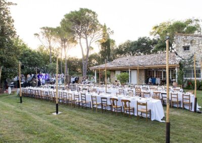 Mariage à Nîmes thème années 20, tables de mariage